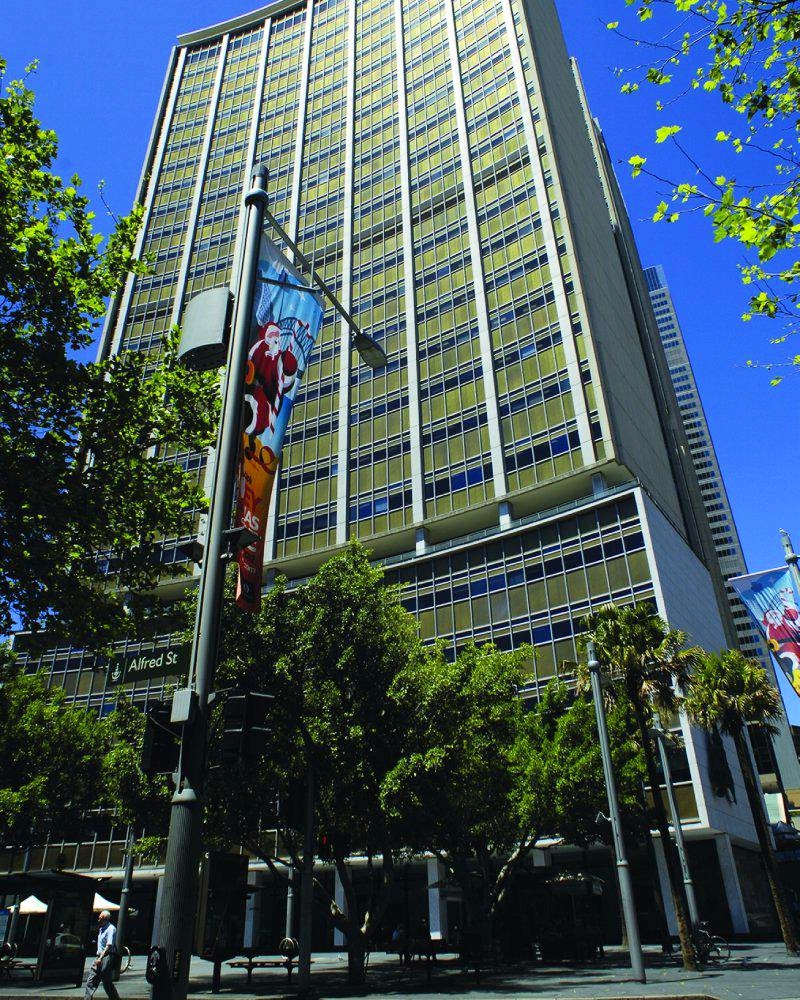 amp_Fotor the tower of the city