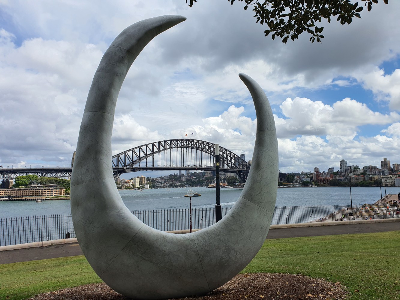 Sculpture with Sydney Harbour Bridge